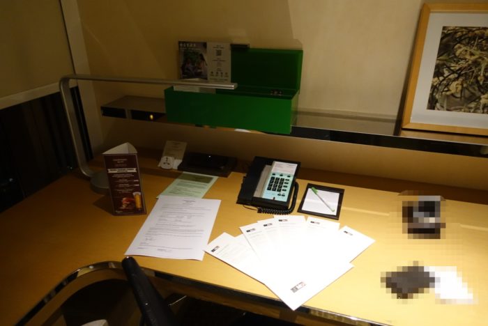 デスク＆カウチ