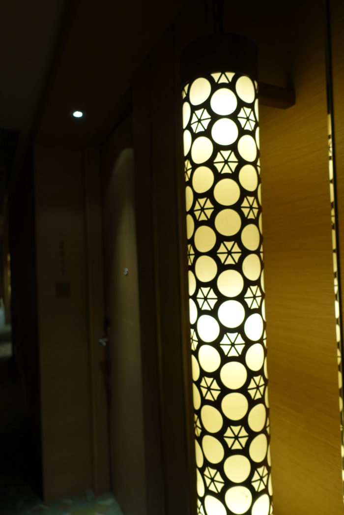 廊下は和？エキゾチック？