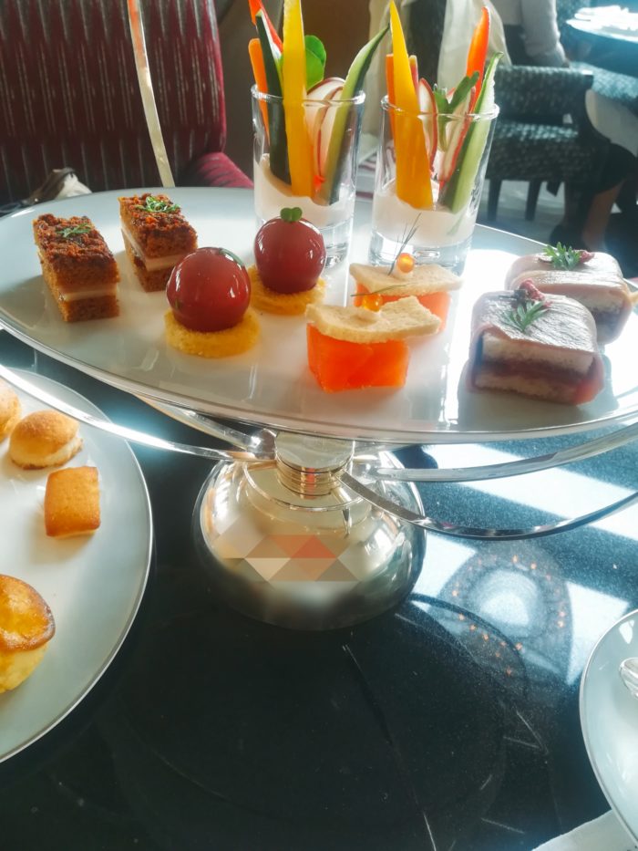 お目当ての桜アフタヌーンティーの全貌