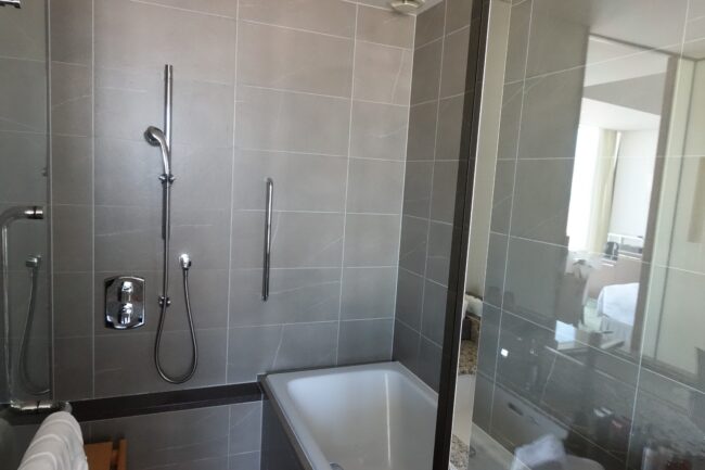 大阪マリオット都ホテルのお風呂の様子