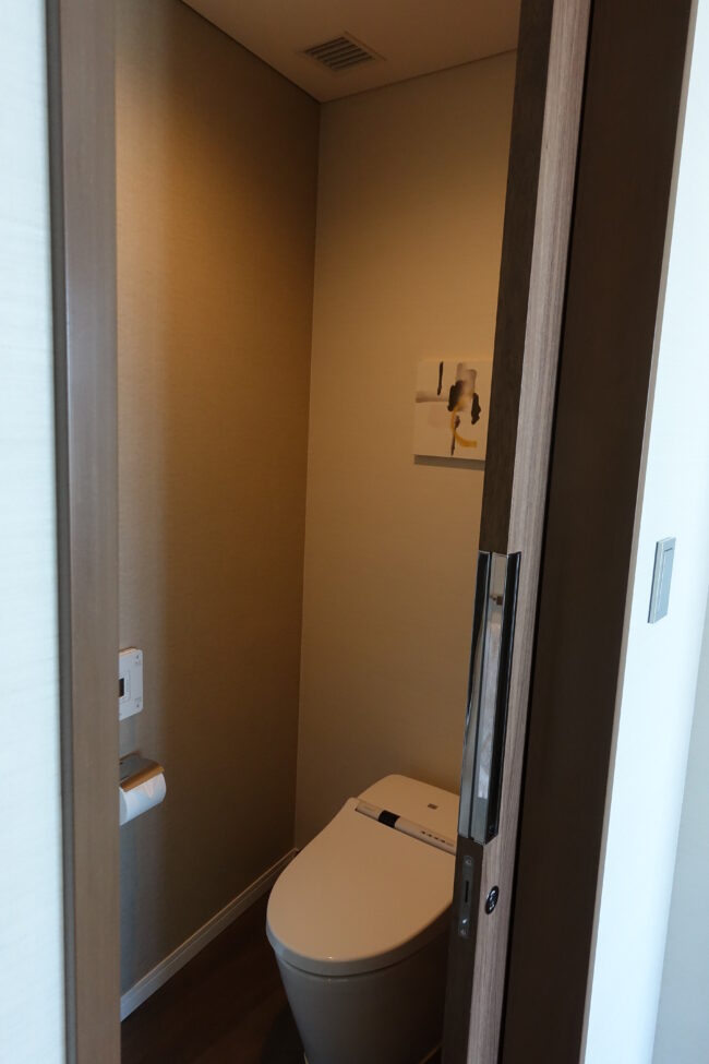 52階の部屋！玄関周りの様子