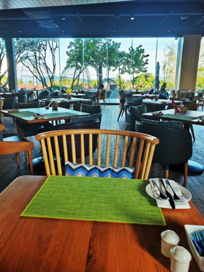 朝８時頃は全然人がいない