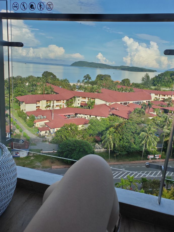 騒ぎはあったけれど清潔感はあった