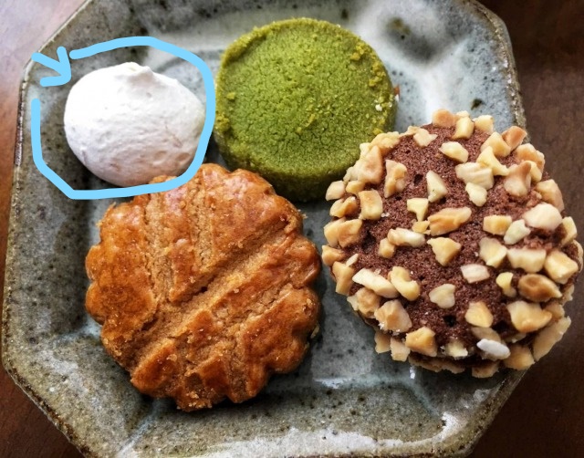 ６．メレンゲ菓子「ロッシェ」