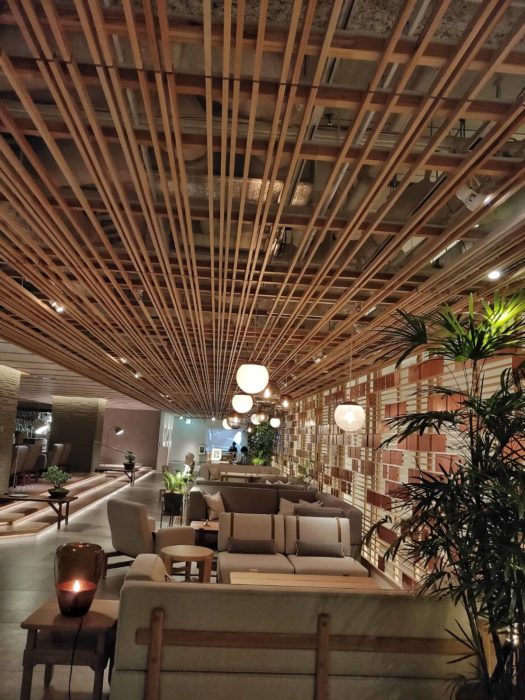 ロビーラウンジ