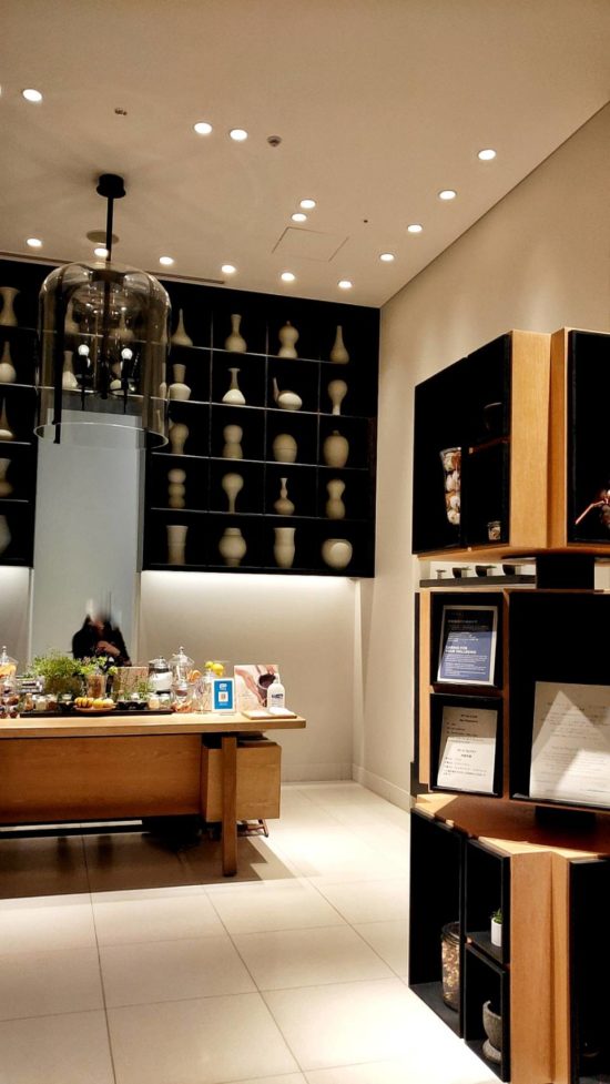 aoレセプション内部