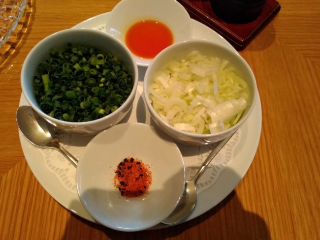 パーコー麵の薬味