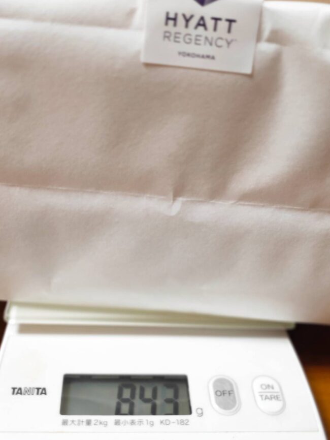 ずっしりとした重量と密度